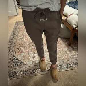 Fear of God Essentials Sweatpants Medium✨